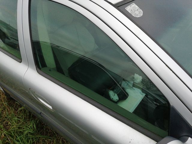 bontott VOLVO S60 Jobb első Ajtó (Részeivel)