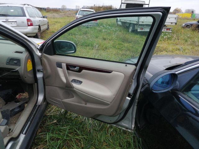 bontott VOLVO S60 Jobb első Ajtó (Részeivel)