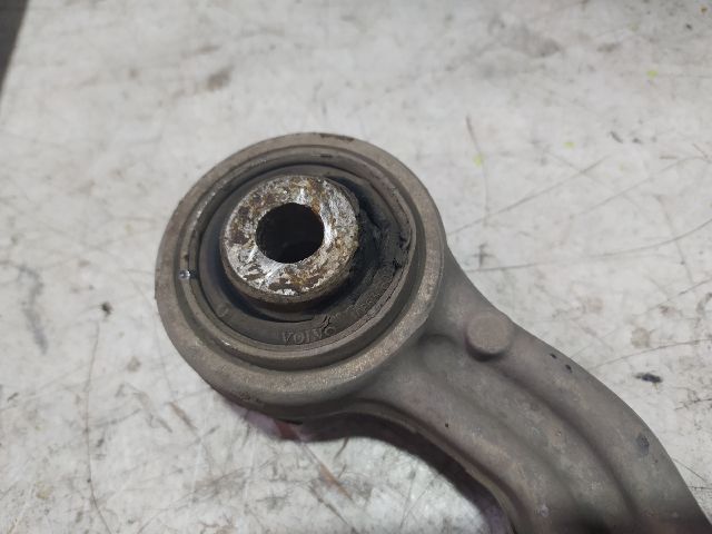 bontott VOLVO S60 Jobb első Alsó Első Lengőkar