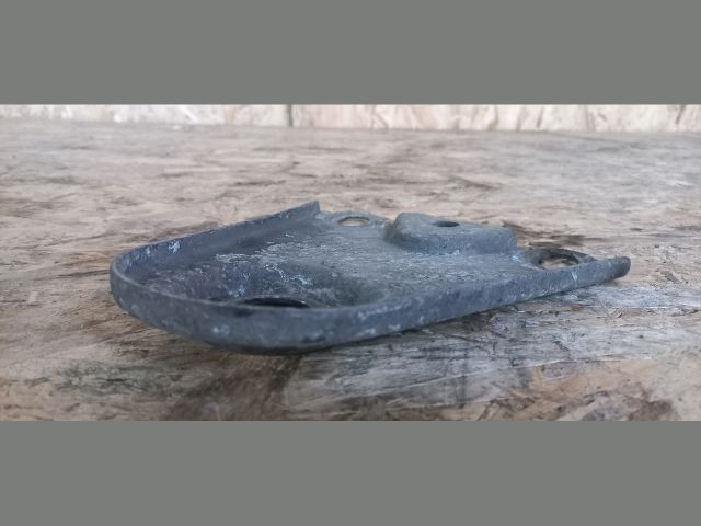 bontott VOLVO S60 Jobb első Segédkeret Kitámasztó