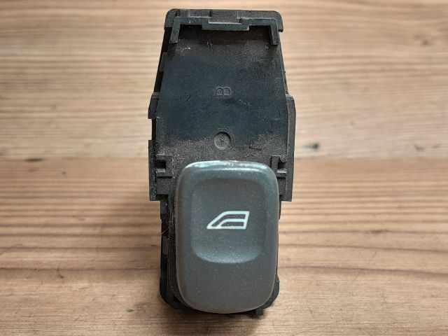 bontott VOLVO S60 Jobb hátsó Ablakemelő Kapcsoló