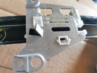 bontott VOLVO S60 Jobb hátsó Ablakemelő Szerkezet (Elektromos)
