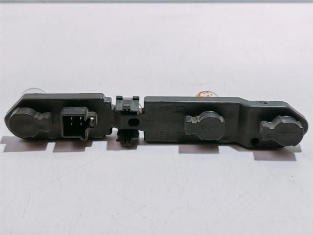 bontott VOLVO S60 Jobb Hátsó Lámpa Foglalat