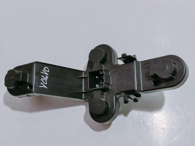 bontott VOLVO S60 Jobb Hátsó Lámpa Foglalat