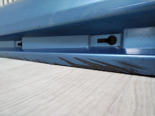 bontott VOLVO S60 Jobb Küszöb