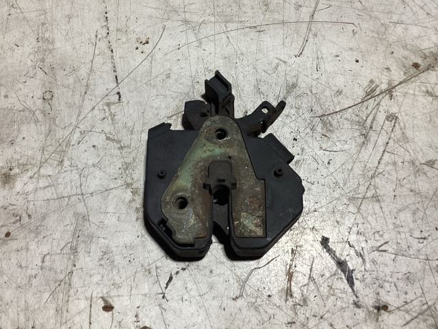 bontott VOLVO S60 Motorháztető Zárszerkezet