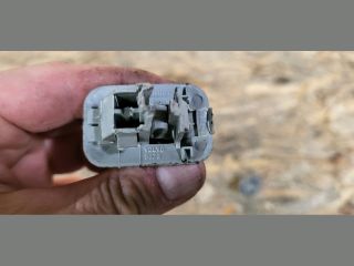 bontott VOLVO S60 Napellenző Tartó (Pozíciófüggetlen)