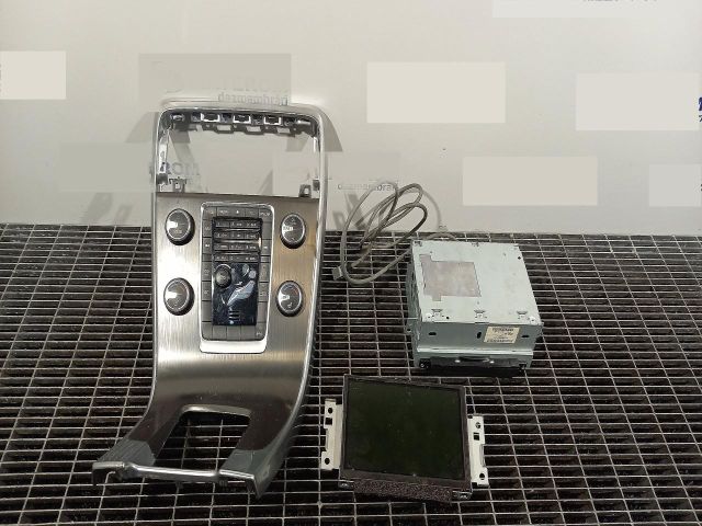 bontott VOLVO S60 Rádió / CD