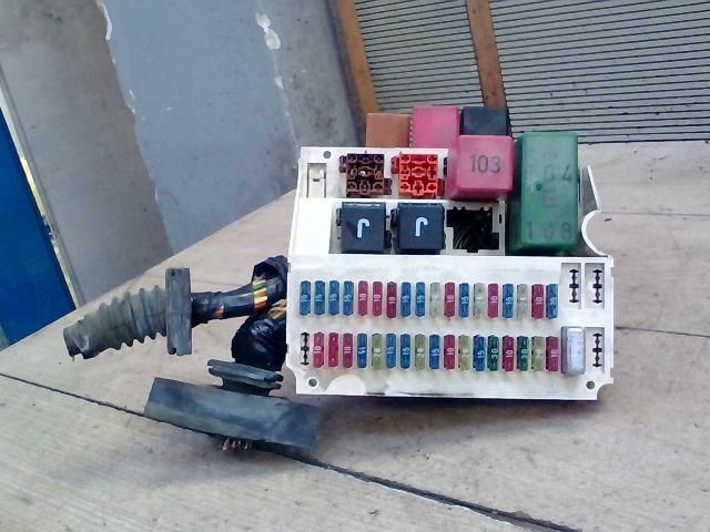 bontott VOLVO S70 Biztosítéktábla Utastér