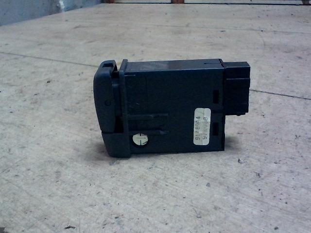 bontott VOLVO S70 Hátsó Ködzárófény Kapcsoló