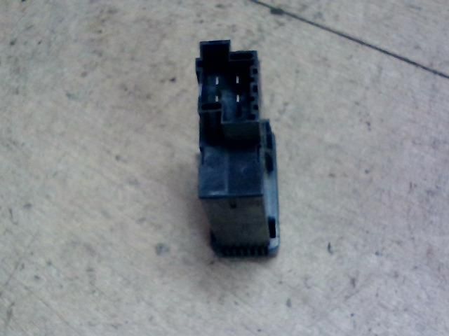 bontott VOLVO S70 Hátsó Ködzárófény Kapcsoló