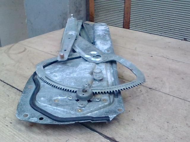 bontott VOLVO S70 Jobb első Ablakemelő Szerkezet (Elektromos)