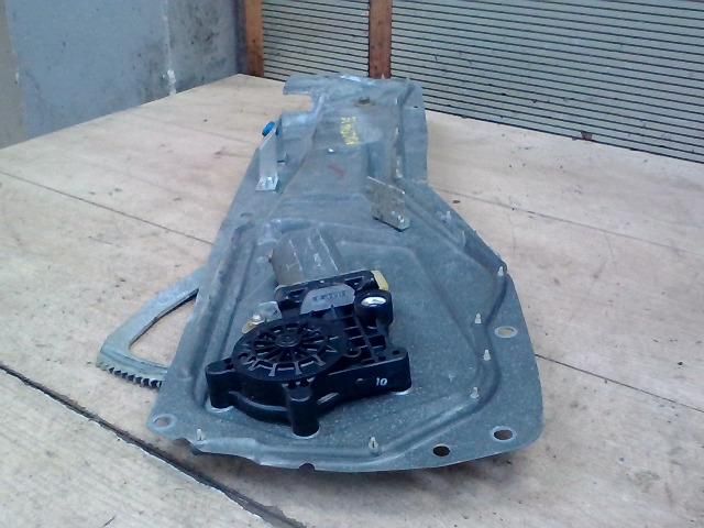 bontott VOLVO S70 Jobb első Ablakemelő Szerkezet (Elektromos)