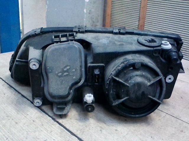 bontott VOLVO S70 Jobb Fényszóró