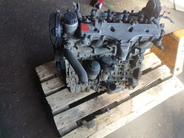 bontott VOLVO S80 Motor (Fűzött blokk hengerfejjel)