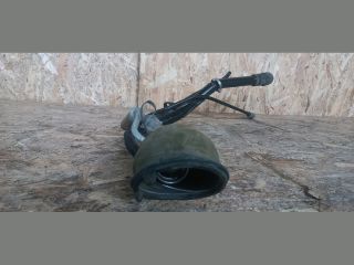 bontott VOLVO S80 Tankbetöltő Cső Burkolat