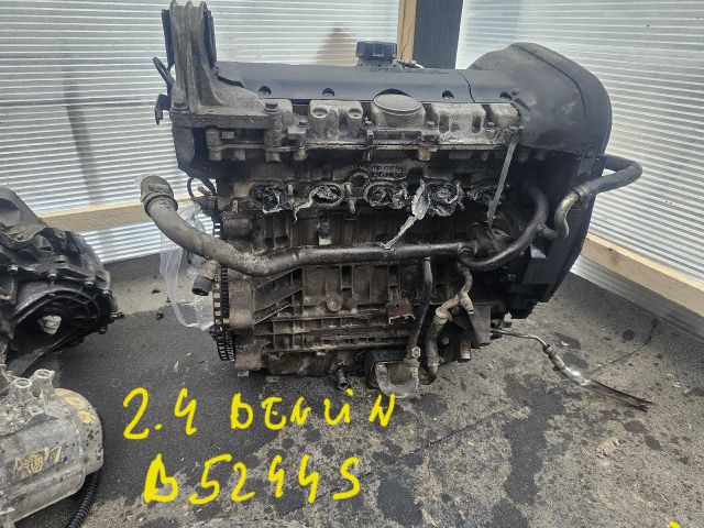 bontott VOLVO S80 Motor (Fűzött blokk hengerfejjel)