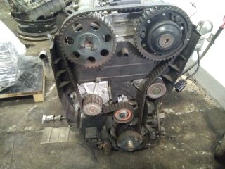 bontott VOLVO S80 Motor (Fűzött blokk hengerfejjel)