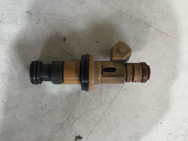 bontott VOLVO S80 Porlasztó (1 db)