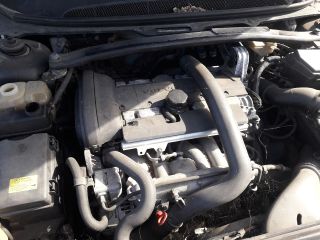 bontott VOLVO S80 Motor (Fűzött blokk hengerfejjel)