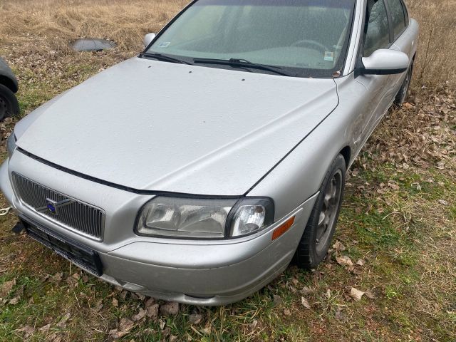 bontott VOLVO S80 Vízhűtő Radiátor (Klímás)