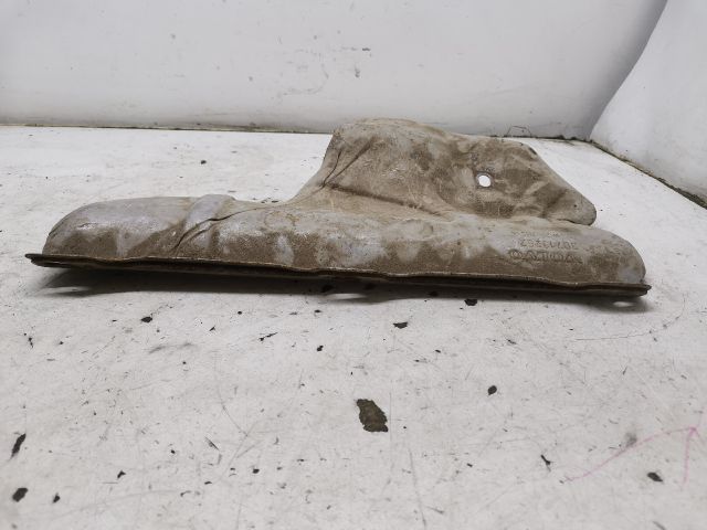 bontott VOLVO S80 Leömlő Hővédő Lemez