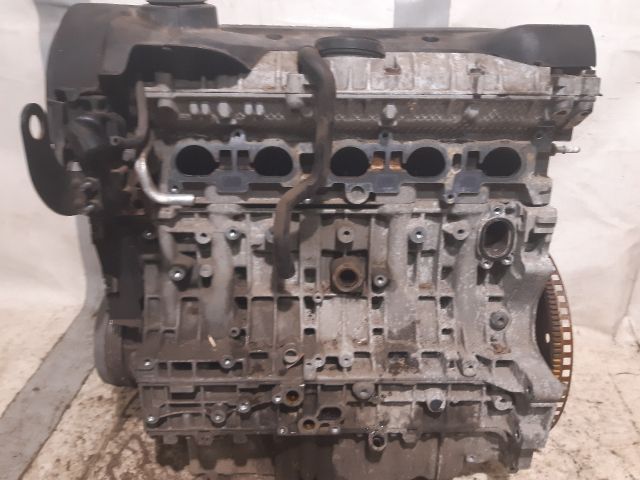 bontott VOLVO S80 Motor (Fűzött blokk hengerfejjel)