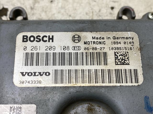 bontott VOLVO S80 Motorvezérlő