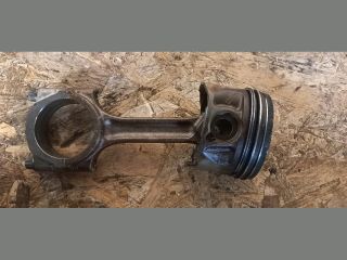 bontott VOLVO S80 Dugattyú és Hajtókar