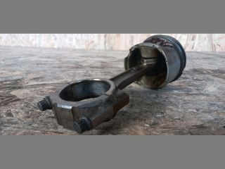 bontott VOLVO S80 Dugattyú és Hajtókar