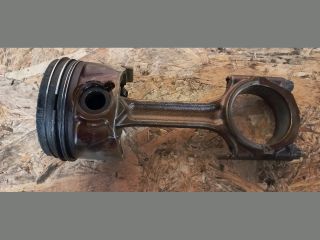 bontott VOLVO S80 Dugattyú és Hajtókar