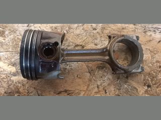 bontott VOLVO S80 Dugattyú és Hajtókar