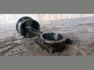 bontott VOLVO S80 Dugattyú és Hajtókar