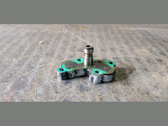 bontott VOLVO S80 Dugattyú Hűtő Fúvóka