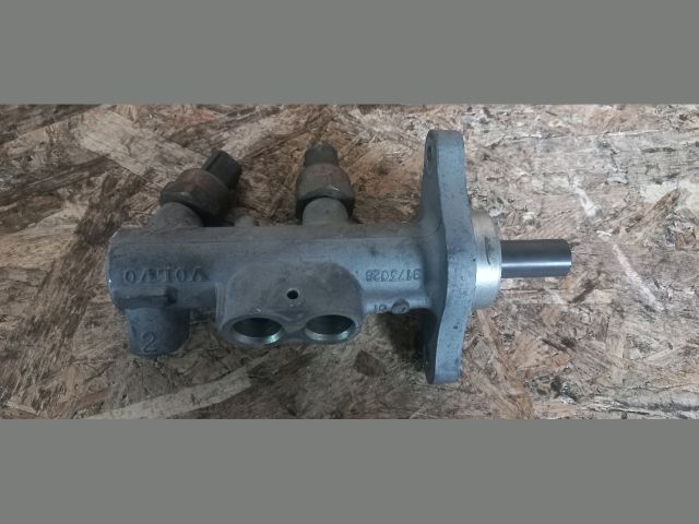 bontott VOLVO S80 Főfékhenger