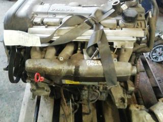 bontott VOLVO S80 Motor (Fűzött blokk hengerfejjel)