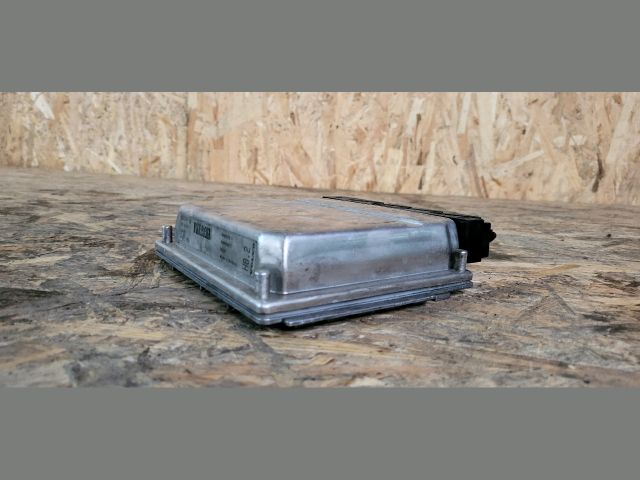 bontott VOLVO S80 Motorvezérlő