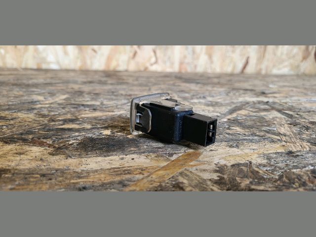 bontott VOLVO S80 Ajtó Kárpit Világítás