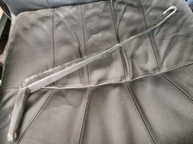 bontott VOLVO S80 Bal első Ablaktörlő Kar