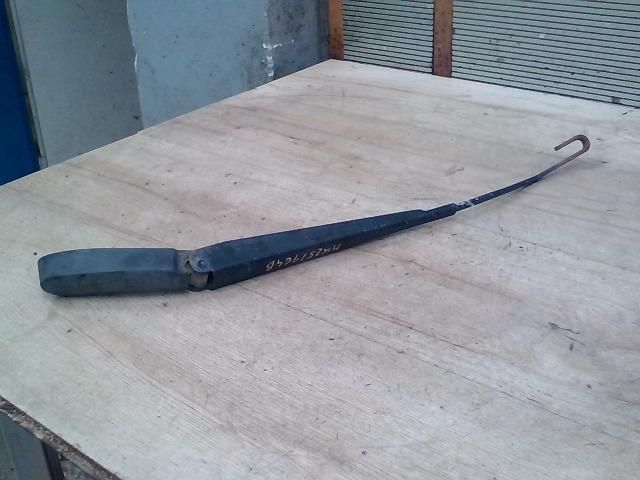 bontott VOLVO S80 Bal első Ablaktörlő Kar