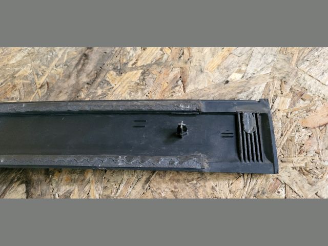 bontott VOLVO S80 Bal első Ajtó Díszléc