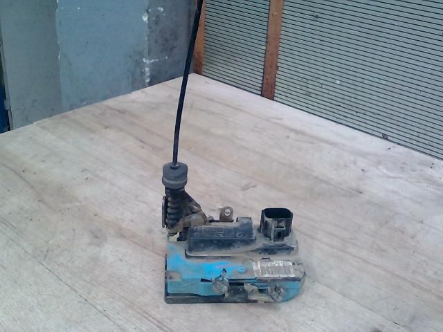 bontott VOLVO S80 Bal első Ajtózár