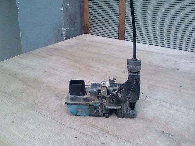 bontott VOLVO S80 Bal első Ajtózár