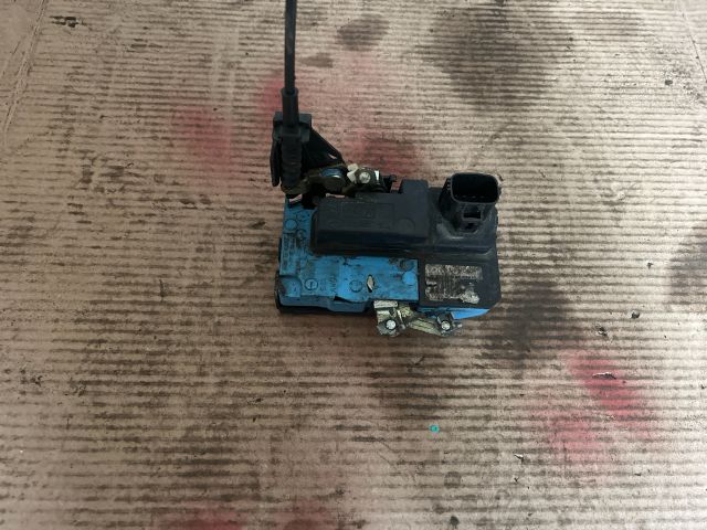 bontott VOLVO S80 Bal első Ajtózár