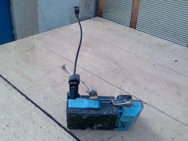 bontott VOLVO S80 Bal első Ajtózár