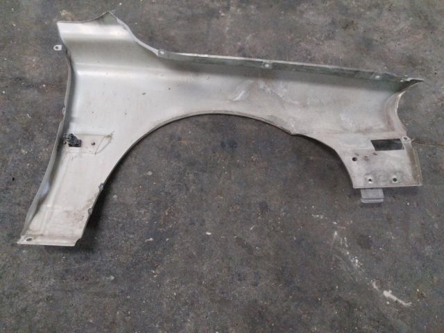 bontott VOLVO S80 Bal első Sárvédő