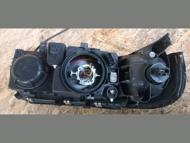 bontott VOLVO S80 Bal Fényszóró