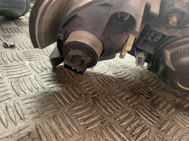 bontott VOLVO S80 Bal Fényszóró