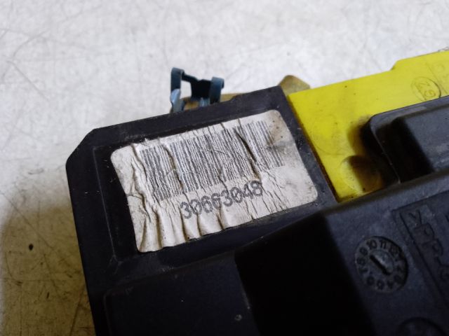 bontott VOLVO S80 Bal hátsó Ajtózár