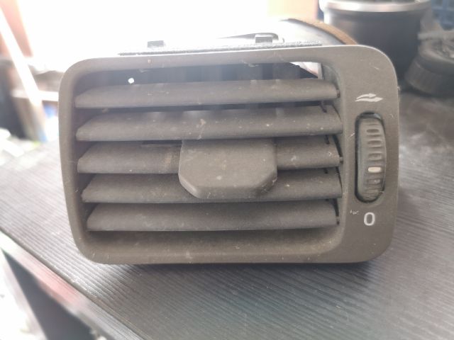 bontott VOLVO S80 Bal Szellőző